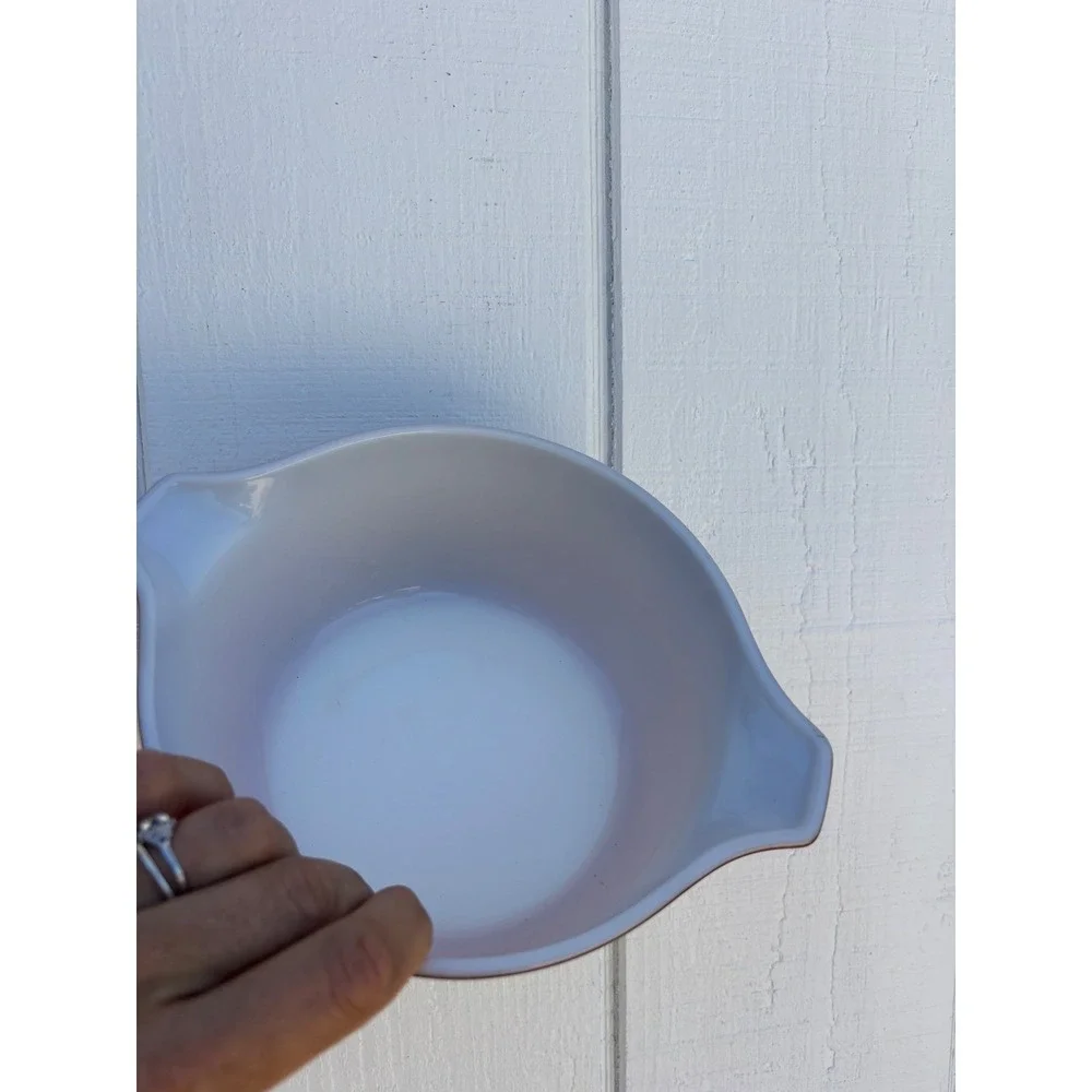 Vintage Pyrex Amber Brown Ombre Cinderella Nesting Mixing Bowls Set of 2‎